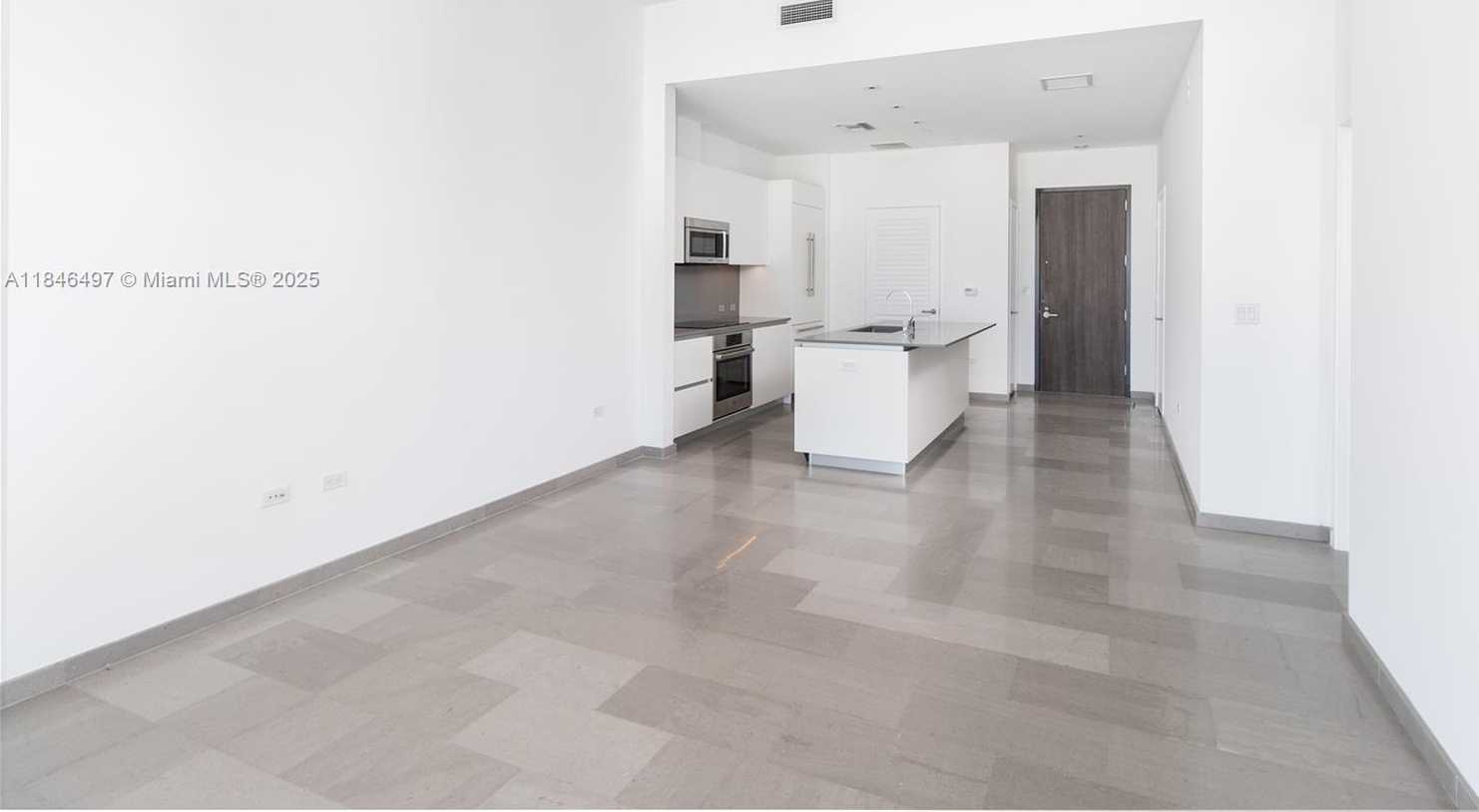 Small Image of 68 SOUTH EAST 6TH ST #4006, Miami Number 8