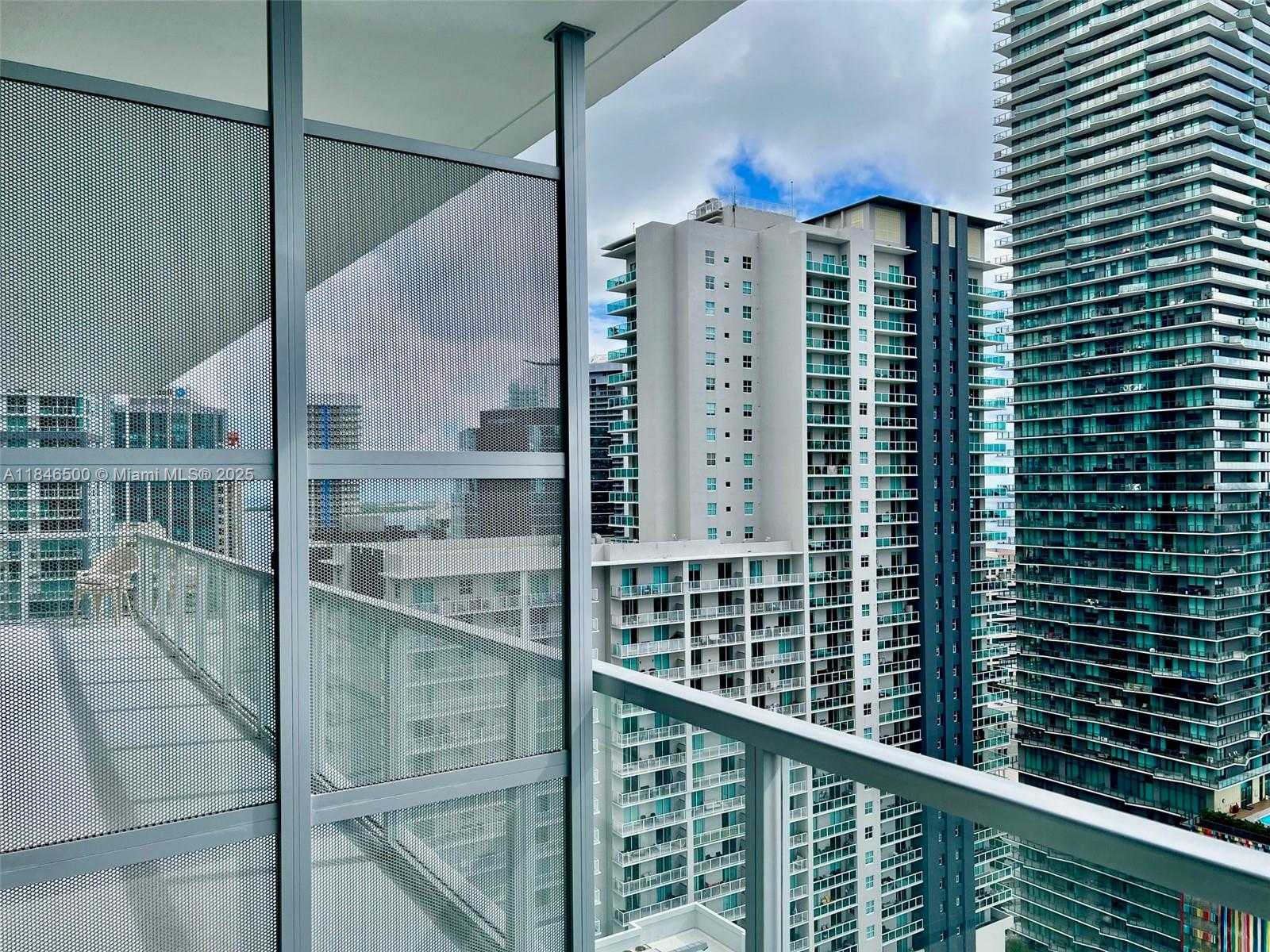 Small Image of 79 SOUTH WEST 12TH ST #3005, Miami Number 15