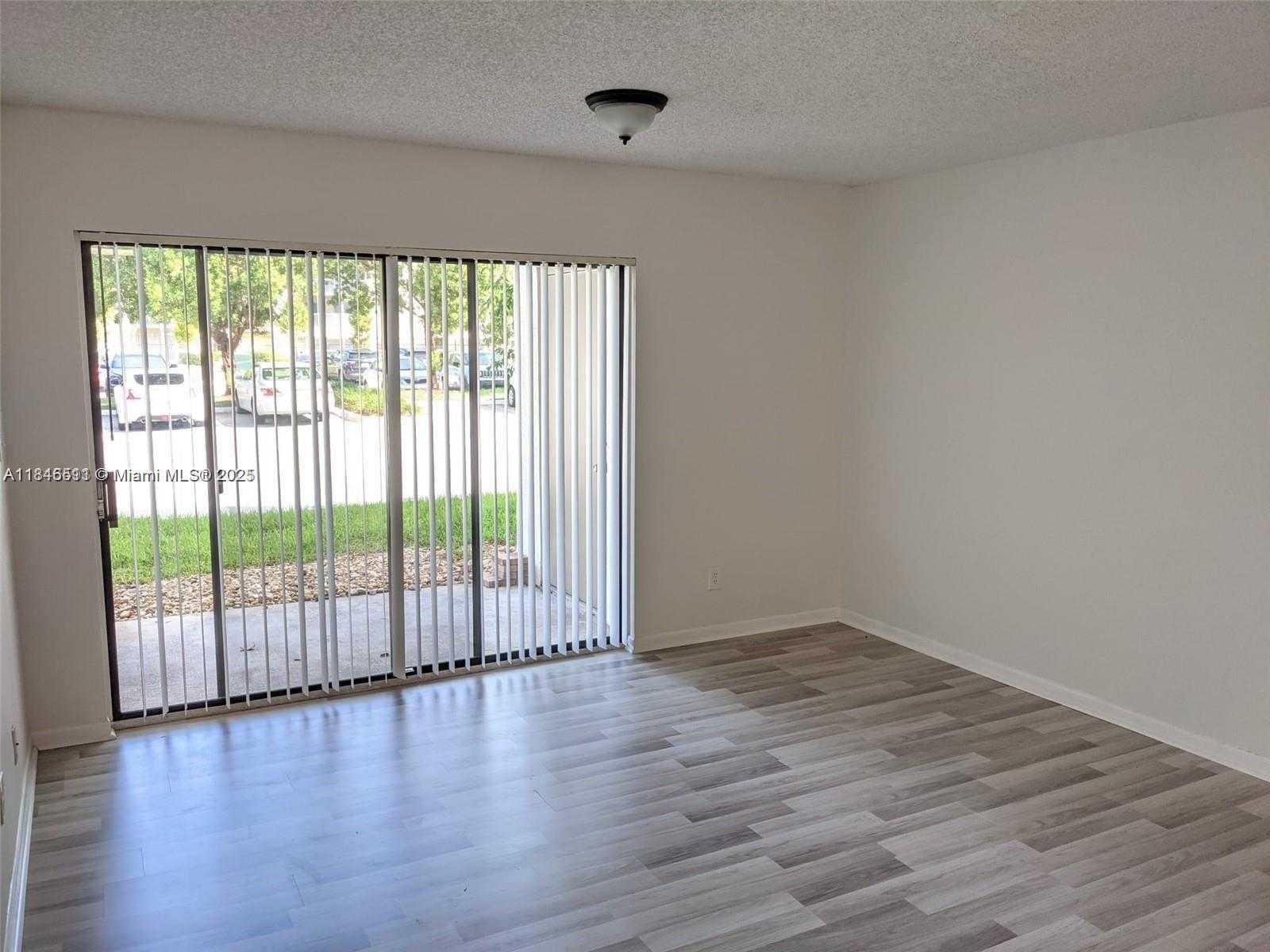 Small Image of 560 SOUTH PARK RD #13-7, Hollywood Number 2