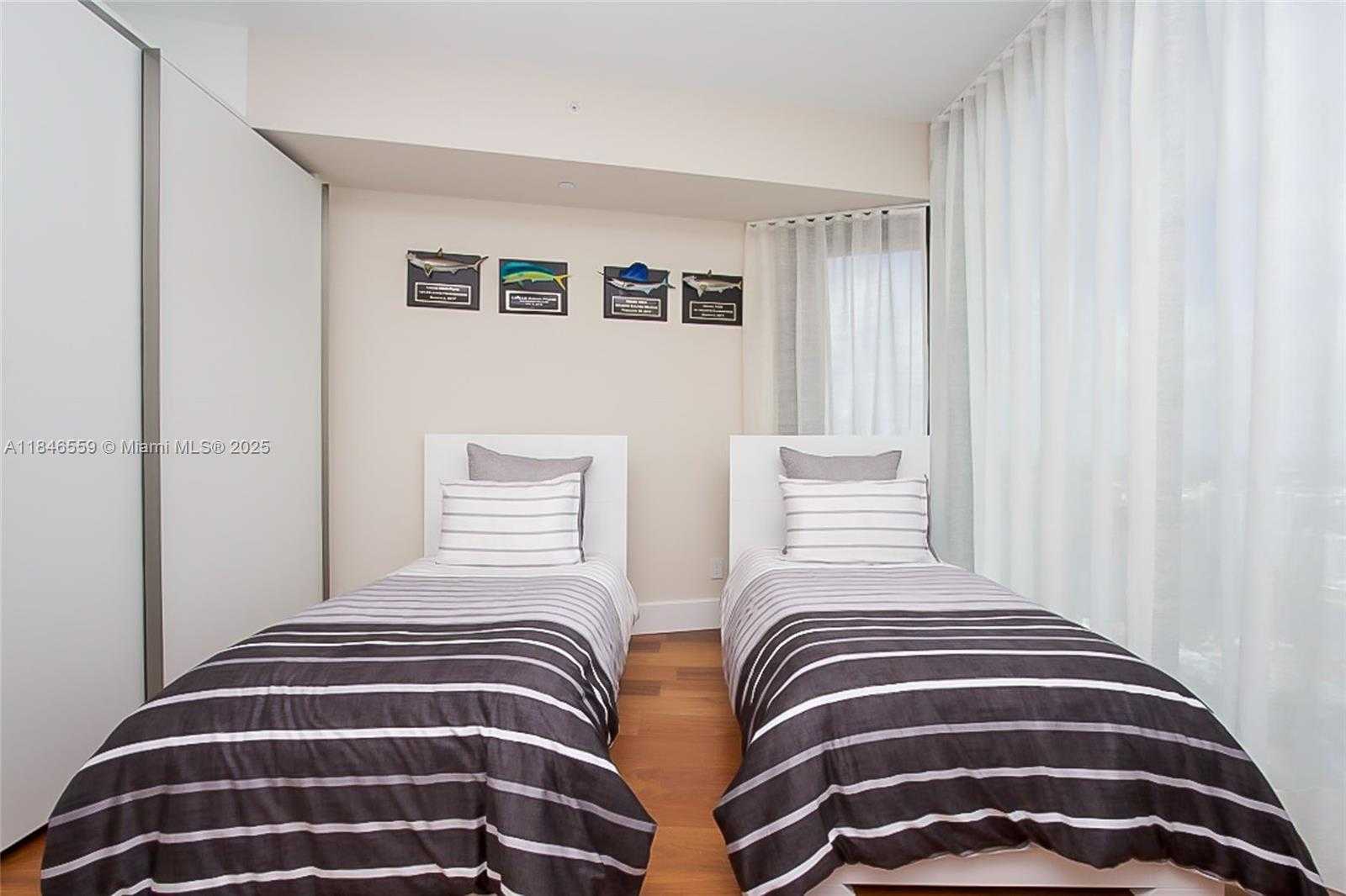 Small Image of 18555 COLLINS AVE #4605, Sunny Isles Beach Number 36