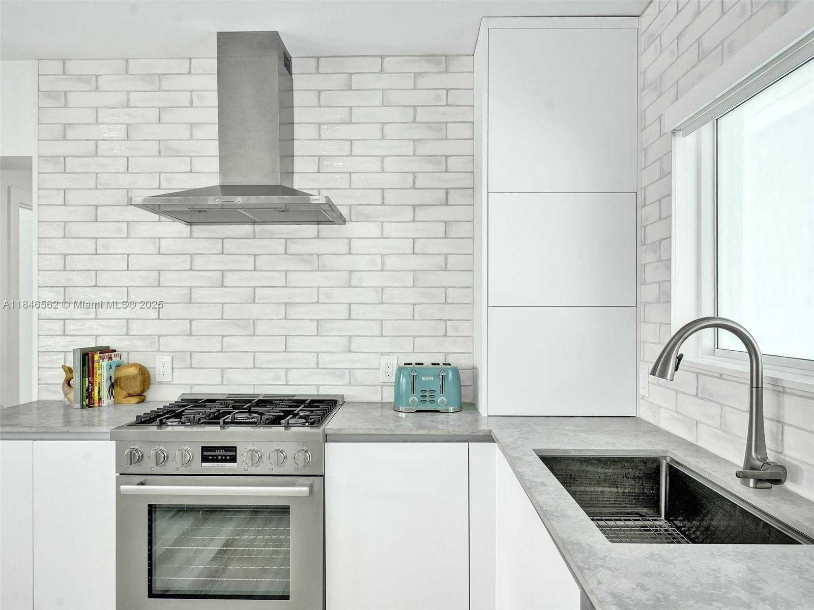 Small Image of 1251 MORSE BLVD, Singer Island Number 10