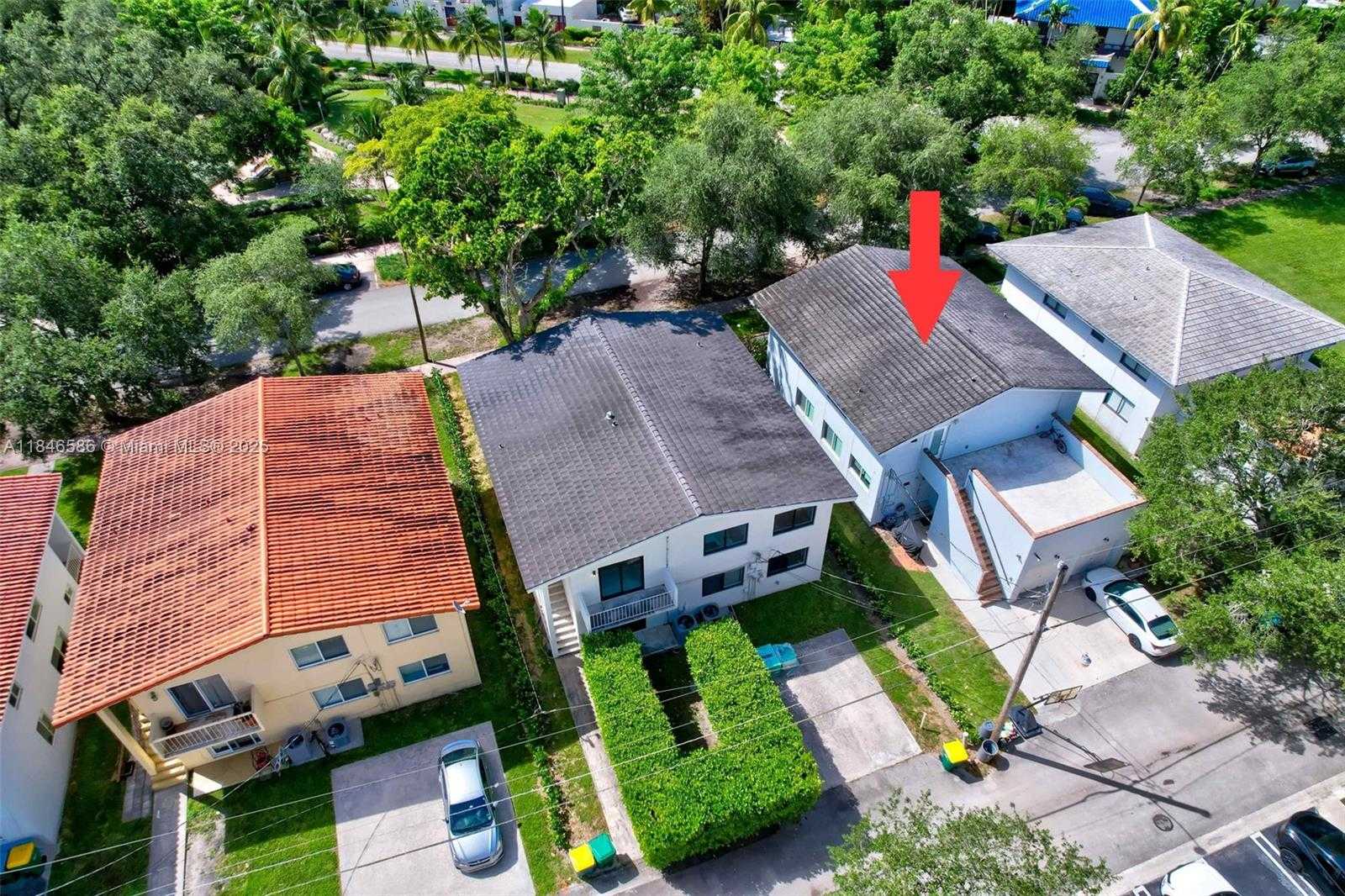 Small Image of 539 MENENDEZ AVE #539, Coral Gables Number 32