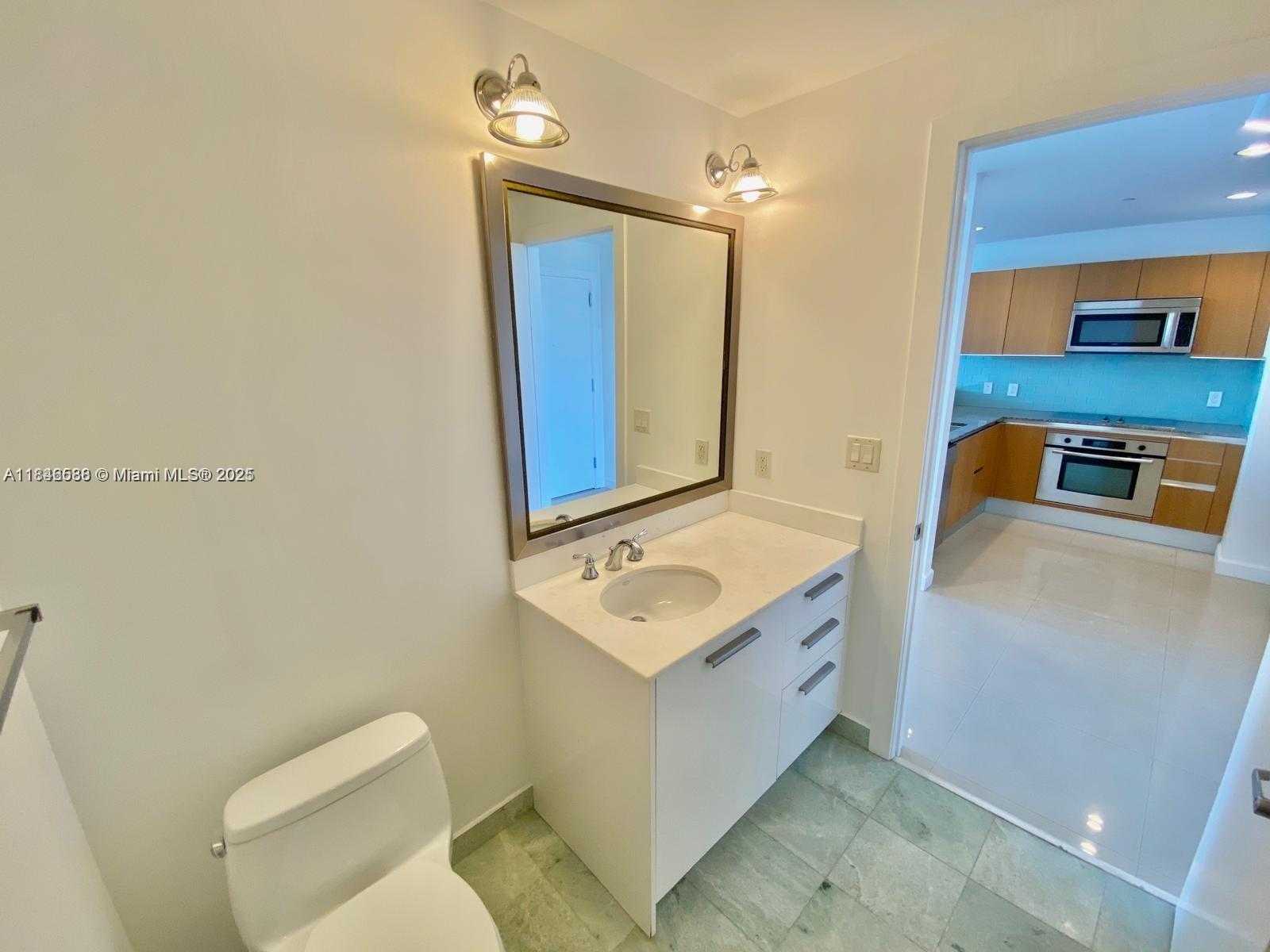 Small Image of 1060 BRICKELL AVE #3709, Miami Number 12