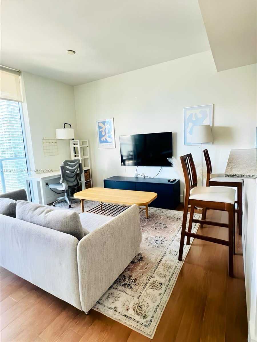 Small Image of 1060 BRICKELL AVE #3709, Miami Number 6