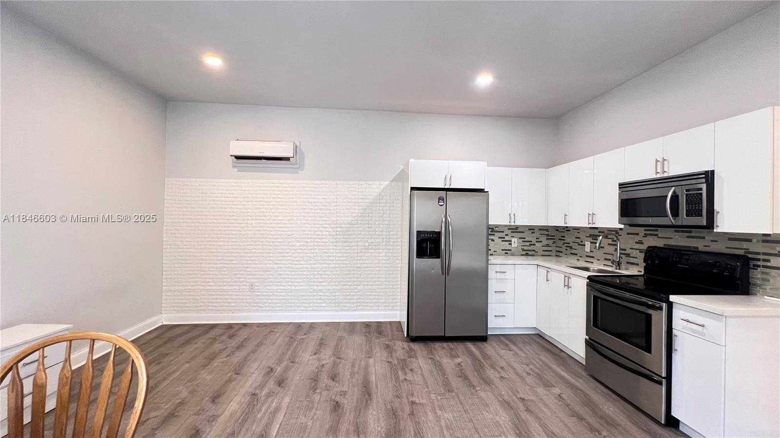 Small Image of 10911 SOUTH WEST 242ND ST #B, Homestead Number 2