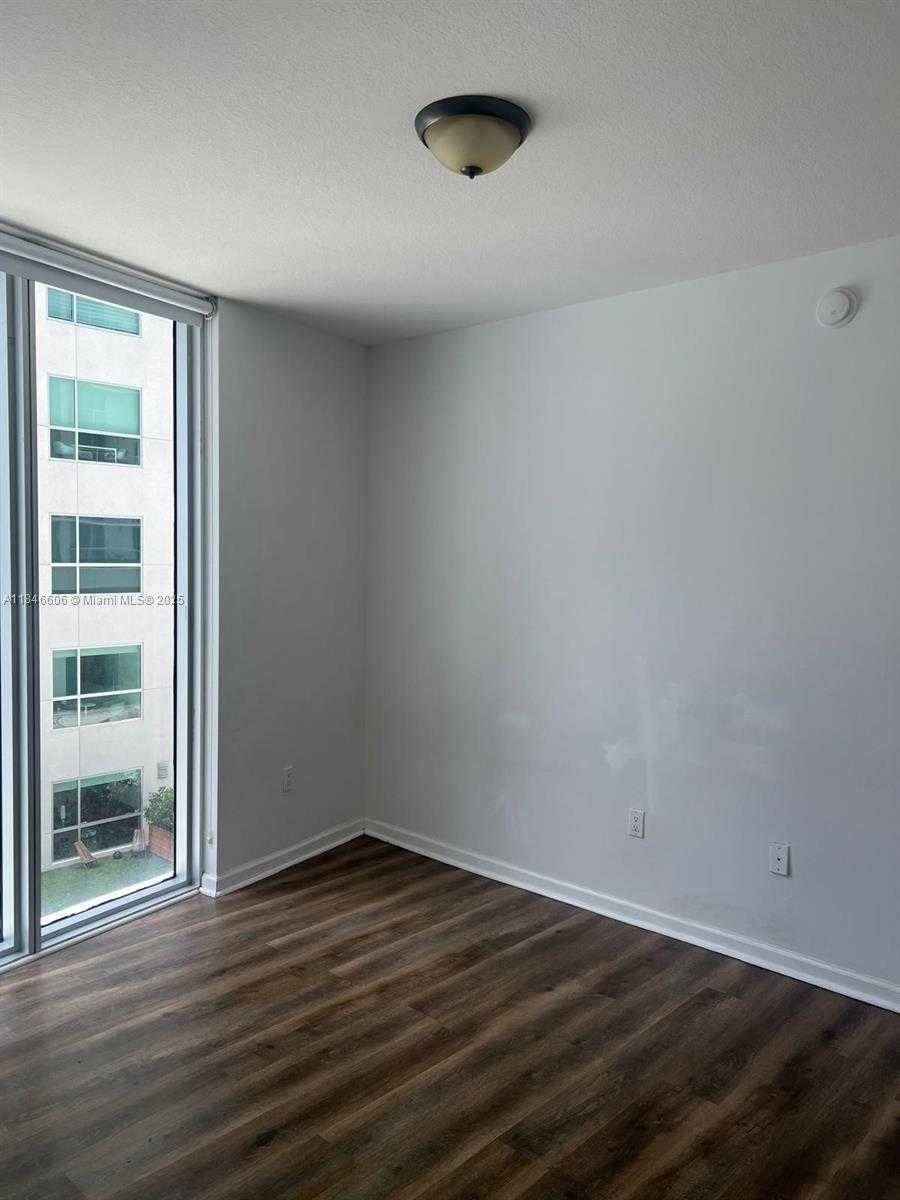 Small Image of 185 SOUTH WEST 7TH ST #1412, Miami Number 11
