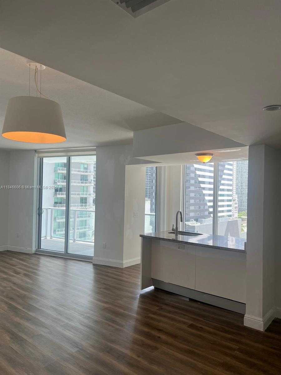 Small Image of 185 SOUTH WEST 7TH ST #1412, Miami Number 4