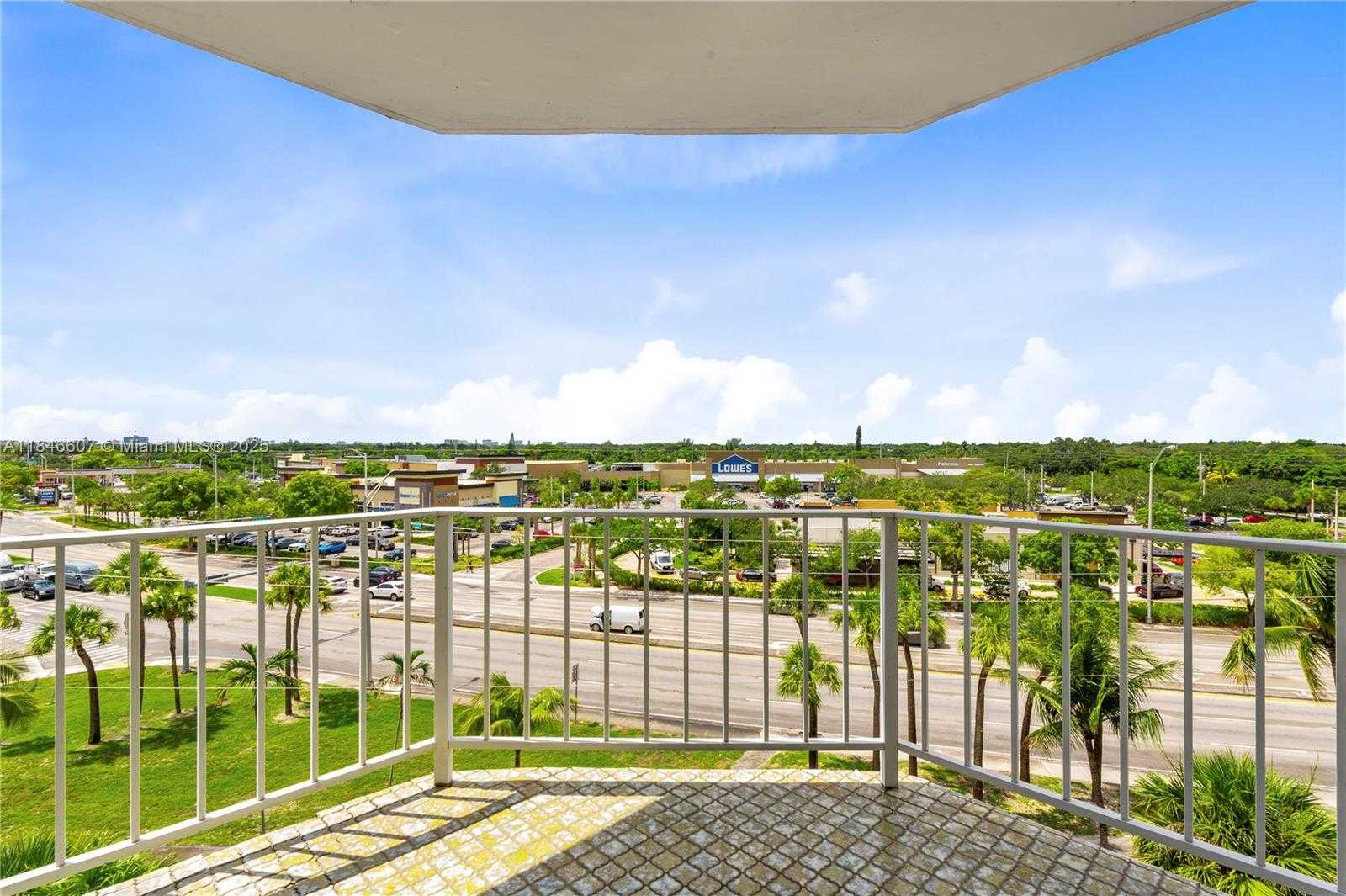 Small Image of 16710 NORTH EAST 9TH AVE #608, North Miami Beach Number 18