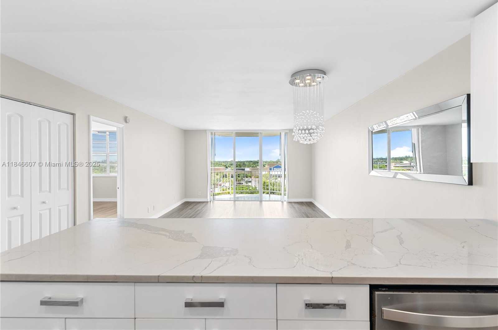 Small Image of 16710 NORTH EAST 9TH AVE #608, North Miami Beach Number 6