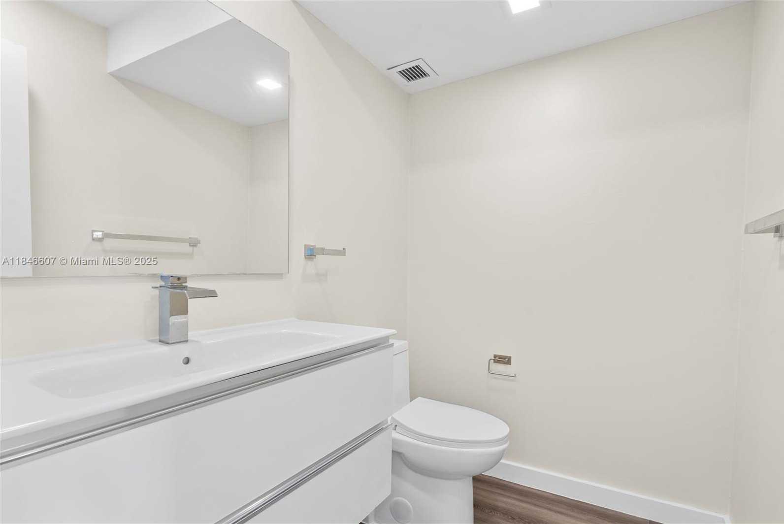 Small Image of 16710 NORTH EAST 9TH AVE #608, North Miami Beach Number 7