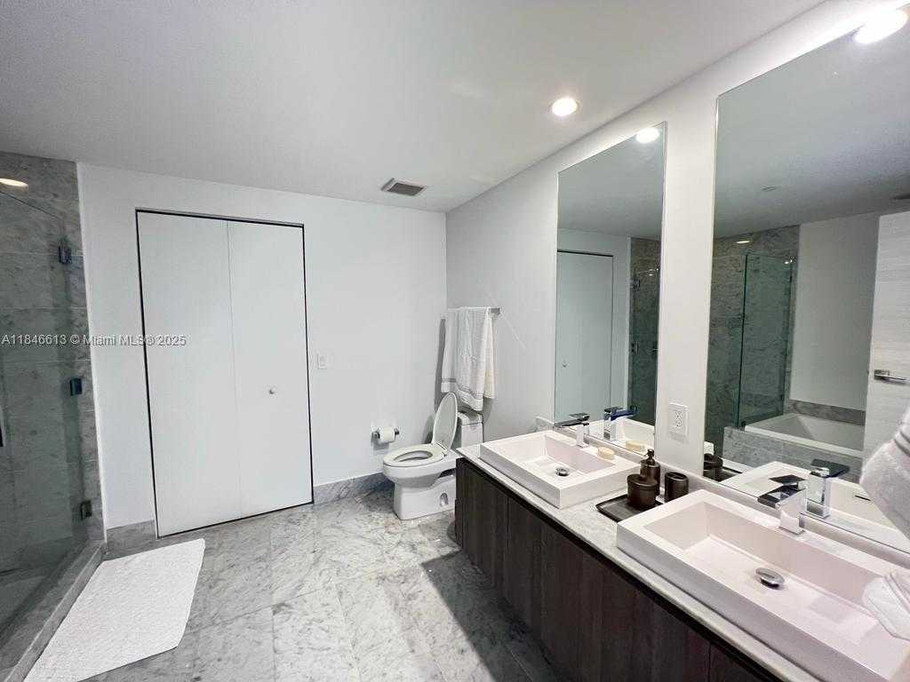 Small Image of 801 SOUTH MIAMI AVE #2806, Miami Number 13