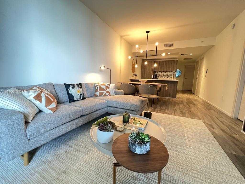 Small Image of 801 SOUTH MIAMI AVE #2806, Miami Number 9