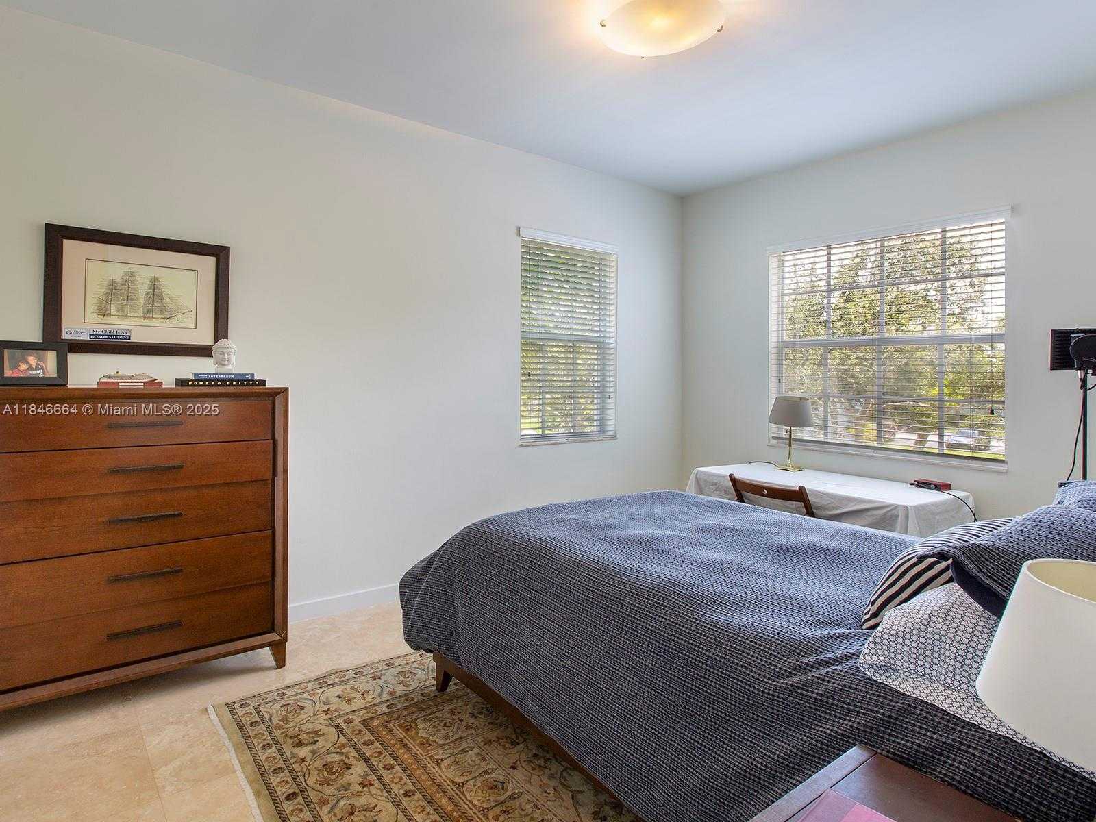 Small Image of 7713 SOUTH WEST 54TH CT, Miami Number 17