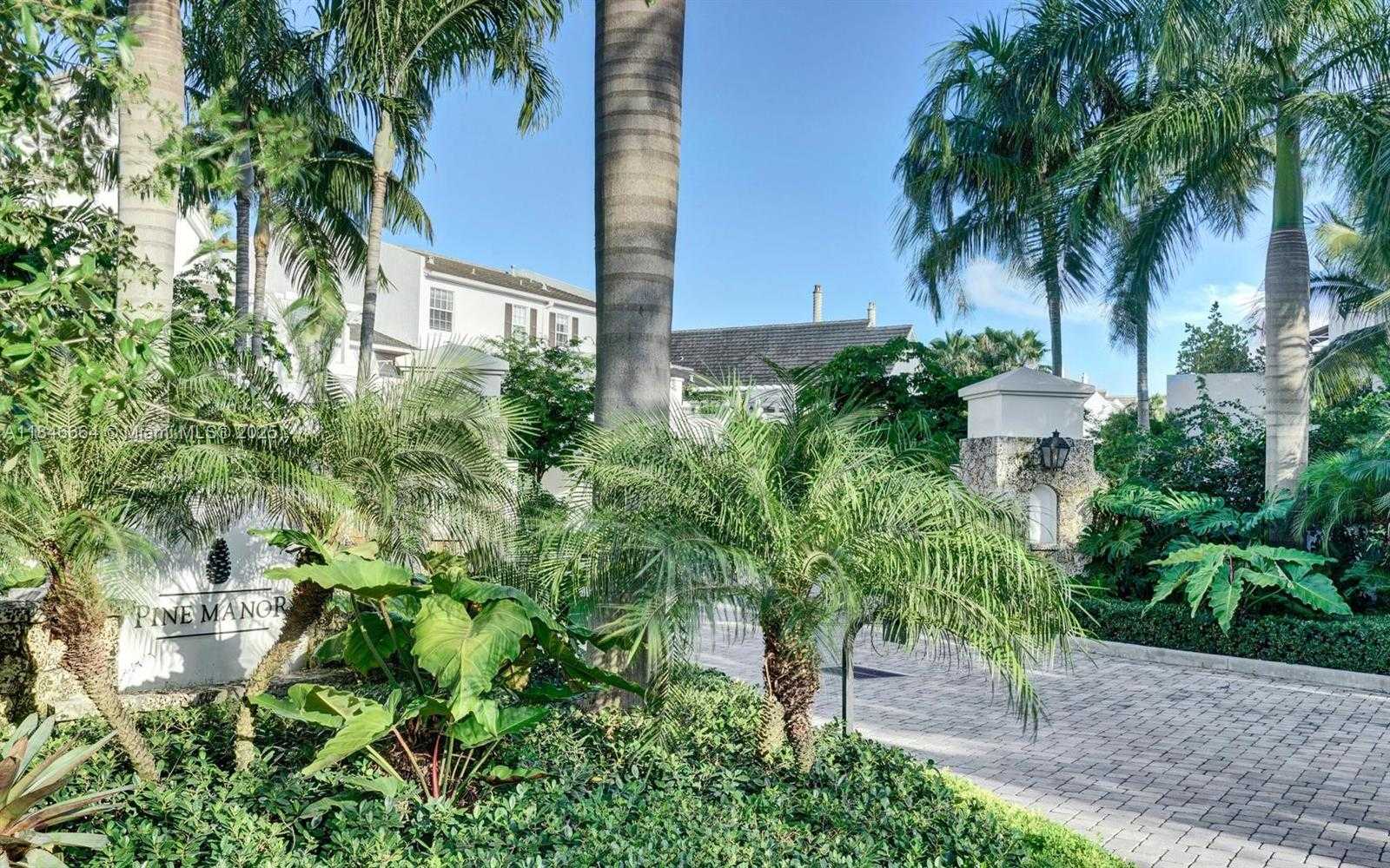 Small Image of 7713 SOUTH WEST 54TH CT, Miami Number 26