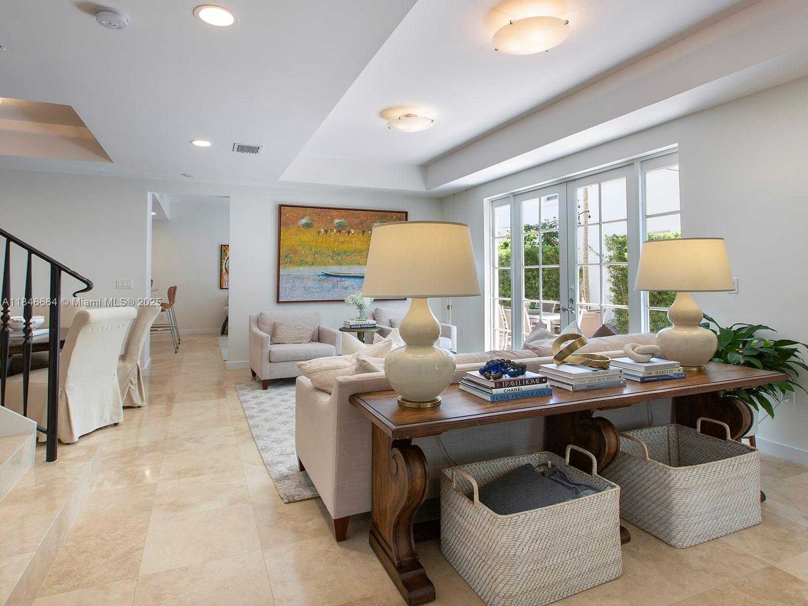 Small Image of 7713 SOUTH WEST 54TH CT, Miami Number 3