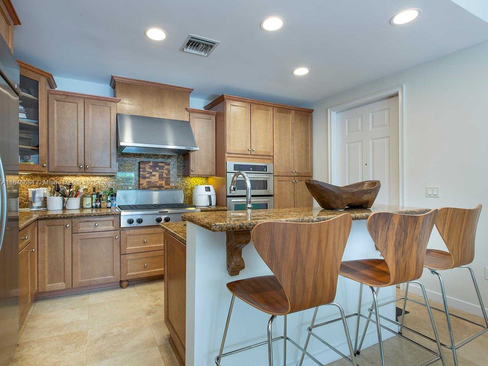 Small Image of 7713 SOUTH WEST 54TH CT, Miami Number 8