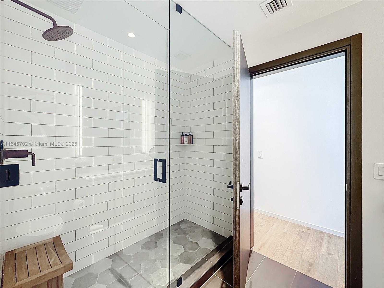 Small Image of 398 NORTH EAST 5TH ST #4401, Miami Number 26
