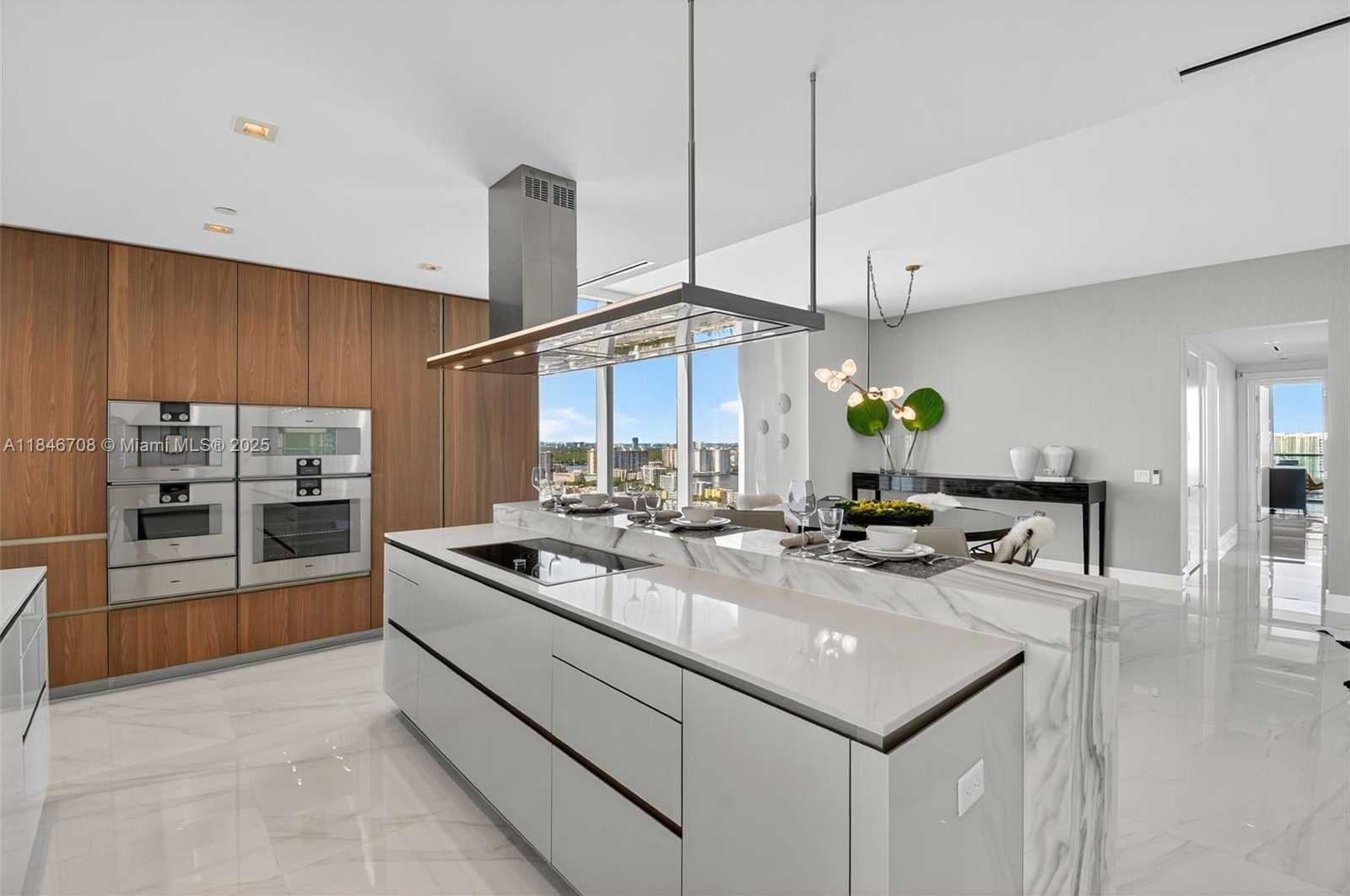 Small Image of 18501 COLLINS AVE #2504, Sunny Isles Beach Number 10
