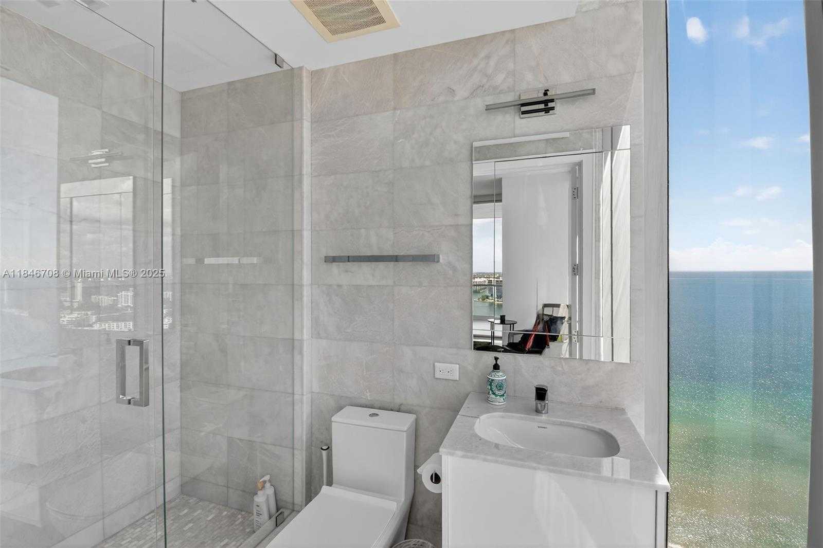Small Image of 18501 COLLINS AVE #2504, Sunny Isles Beach Number 24