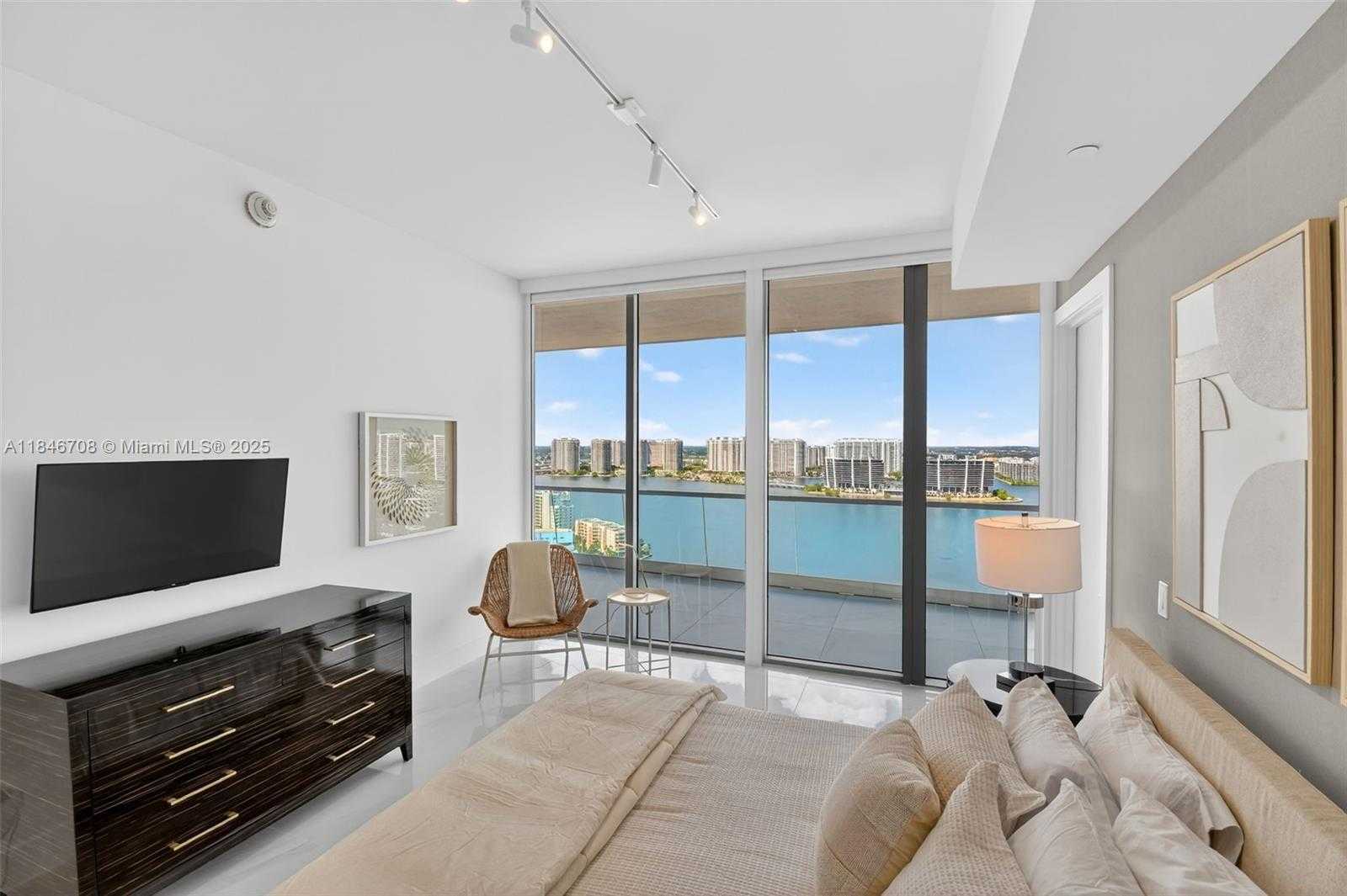 Small Image of 18501 COLLINS AVE #2504, Sunny Isles Beach Number 25