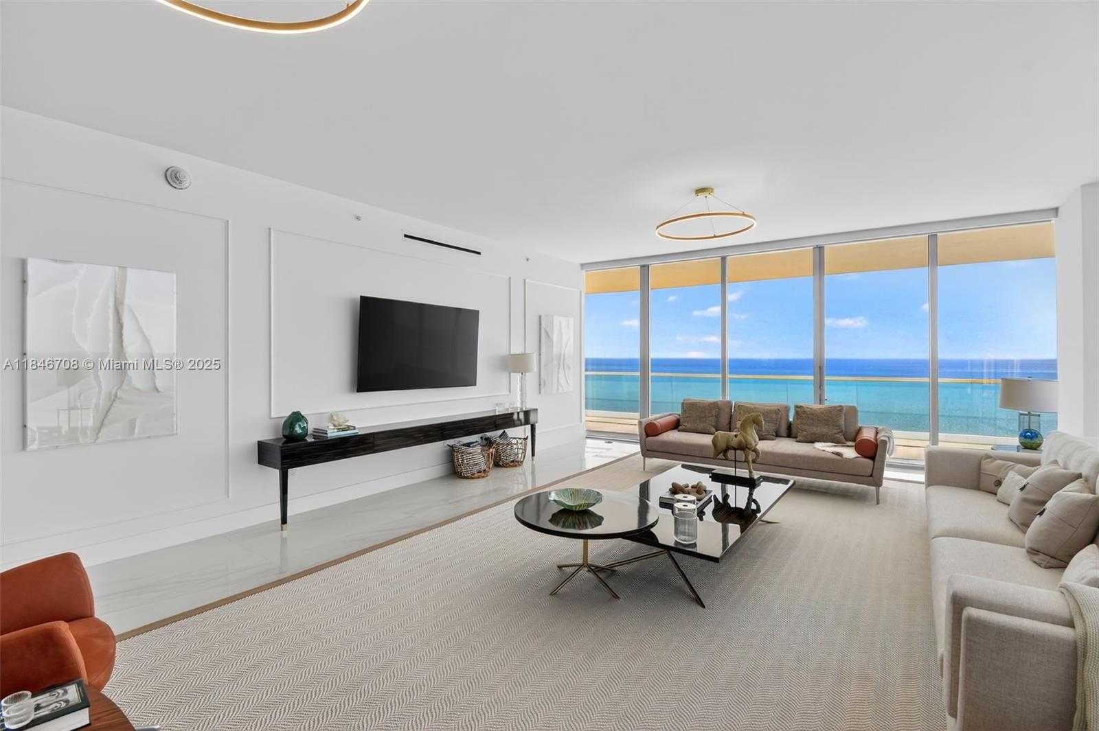 Small Image of 18501 COLLINS AVE #2504, Sunny Isles Beach Number 4