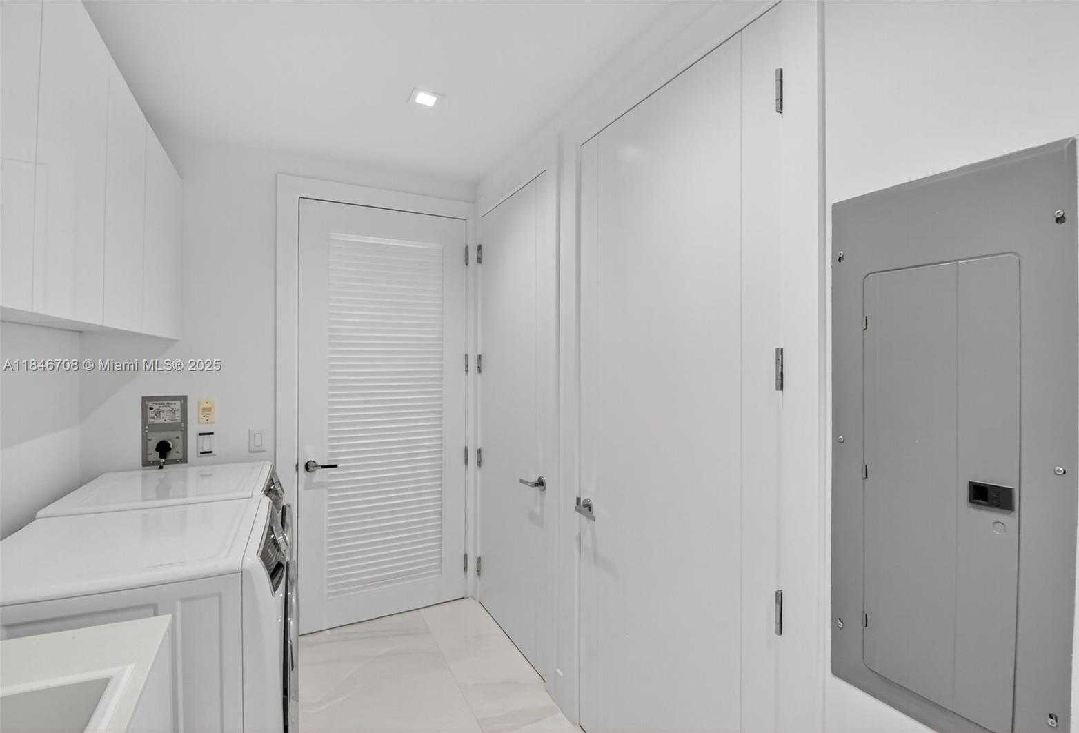 Small Image of 18501 COLLINS AVE #2504, Sunny Isles Beach Number 45