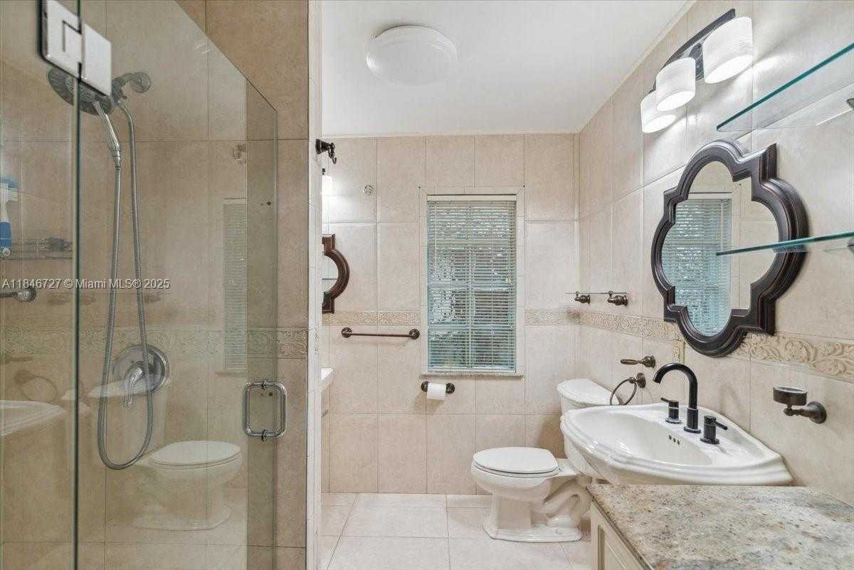 Small Image of 17610 SOUTH WEST 4TH CT, Pembroke Pines Number 14