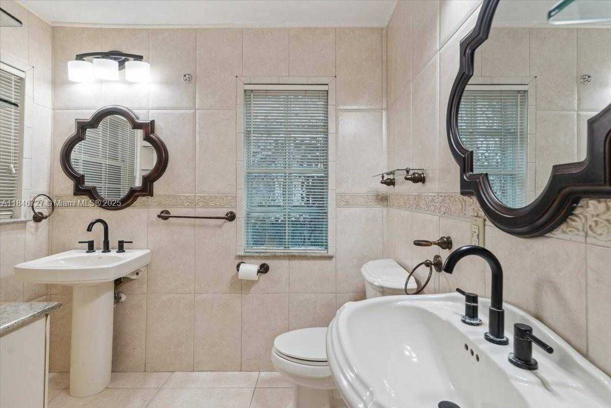 Small Image of 17610 SOUTH WEST 4TH CT, Pembroke Pines Number 15