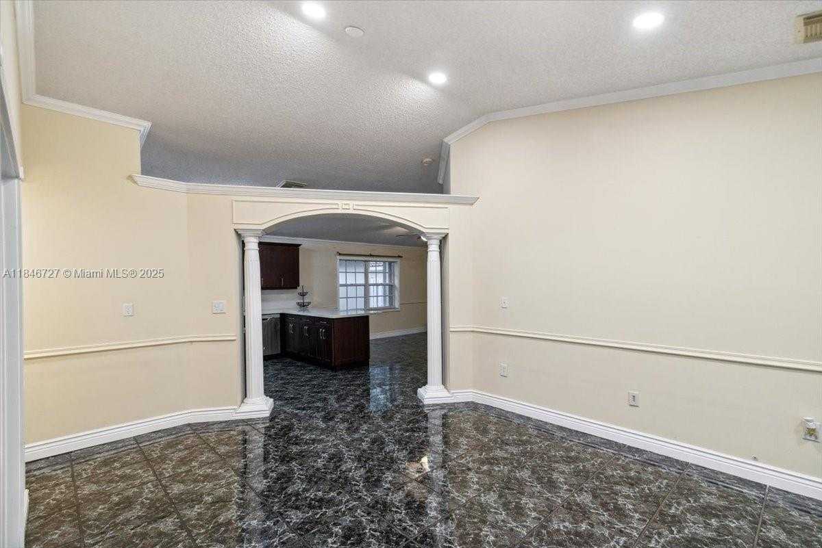 Small Image of 17610 SOUTH WEST 4TH CT, Pembroke Pines Number 3