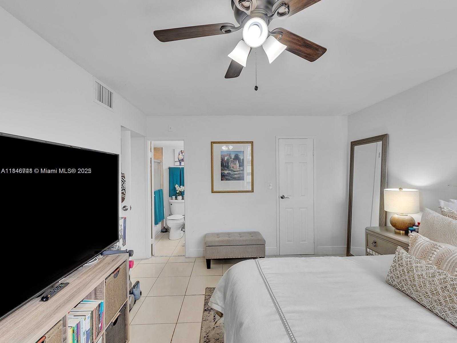 Small Image of 210 172ND ST #428, Sunny Isles Beach Number 12