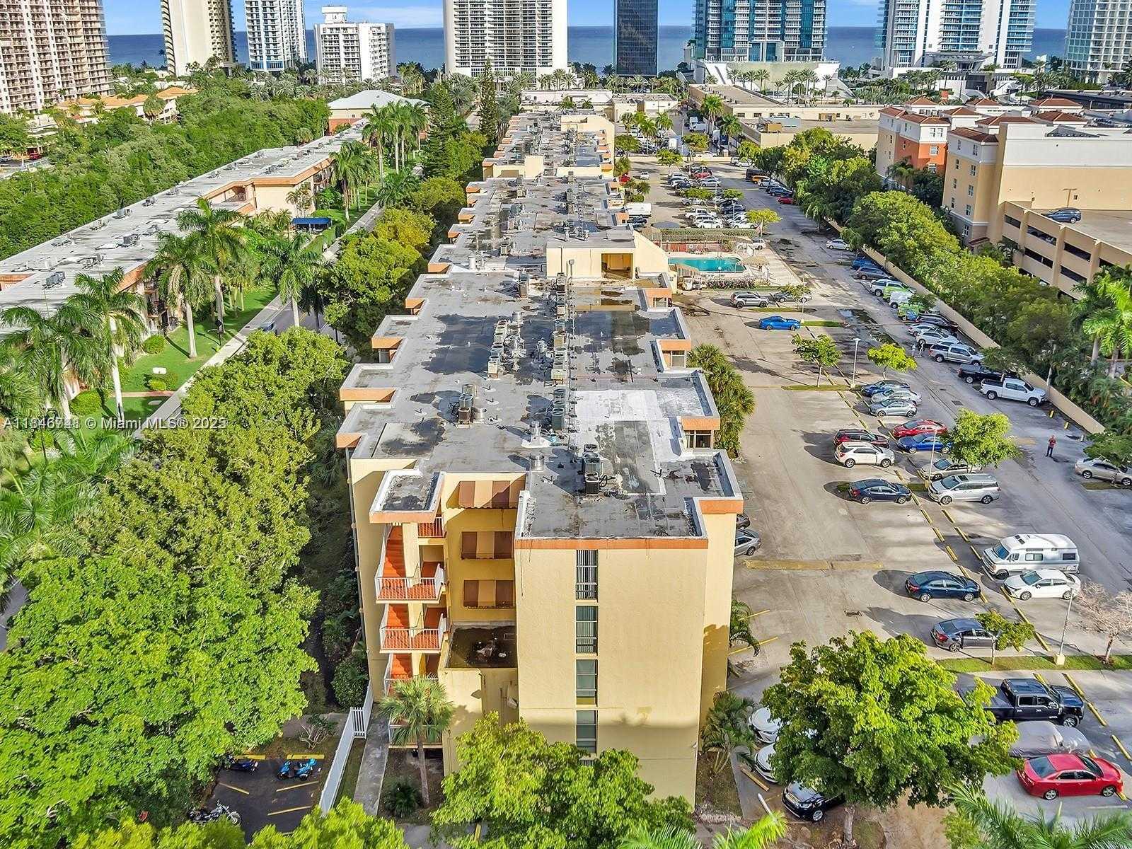 Small Image of 210 172ND ST #428, Sunny Isles Beach Number 17