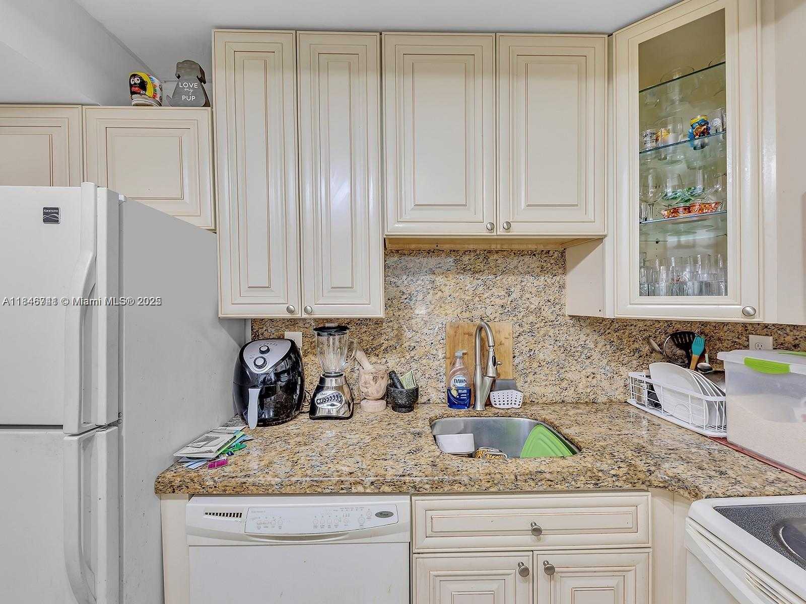 Small Image of 210 172ND ST #428, Sunny Isles Beach Number 7