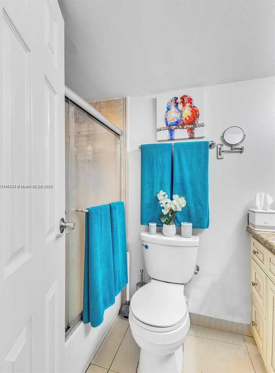 Small Image of 210 172ND ST #428, Sunny Isles Beach Number 8