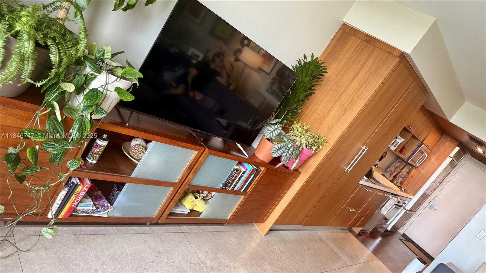 Small Image of 50 BISCAYNE BLVD #907, Miami Number 3