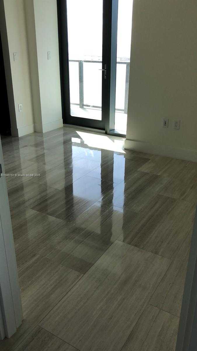 Small Image of 1451 BRICKELL AVE #2104, Miami Number 22
