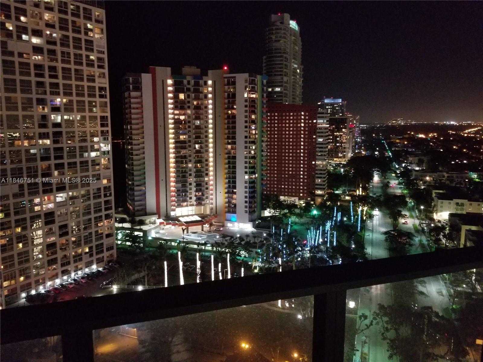 Small Image of 1451 BRICKELL AVE #2104, Miami Number 30