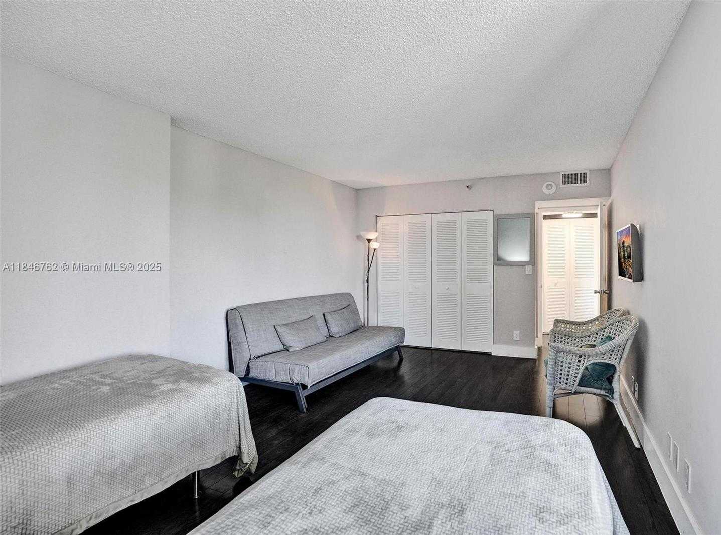 Small Image of 20355 NORTH EAST 34TH CT #425, Aventura Number 16