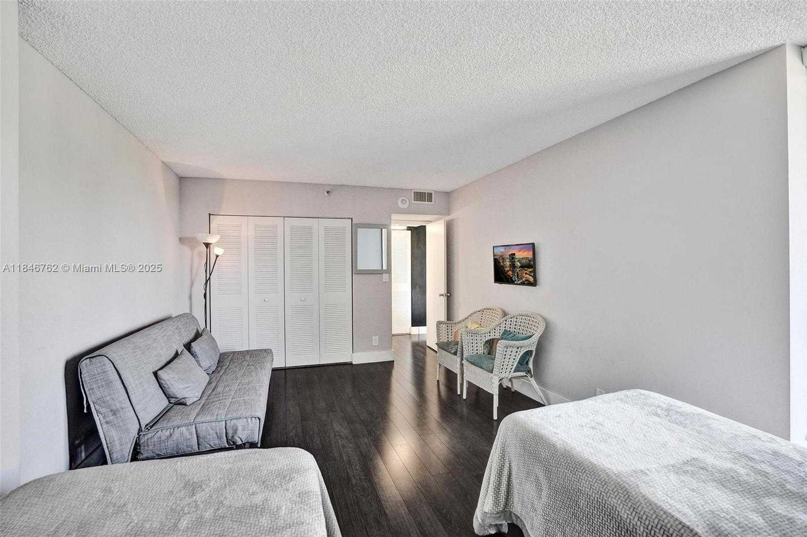 Small Image of 20355 NORTH EAST 34TH CT #425, Aventura Number 17