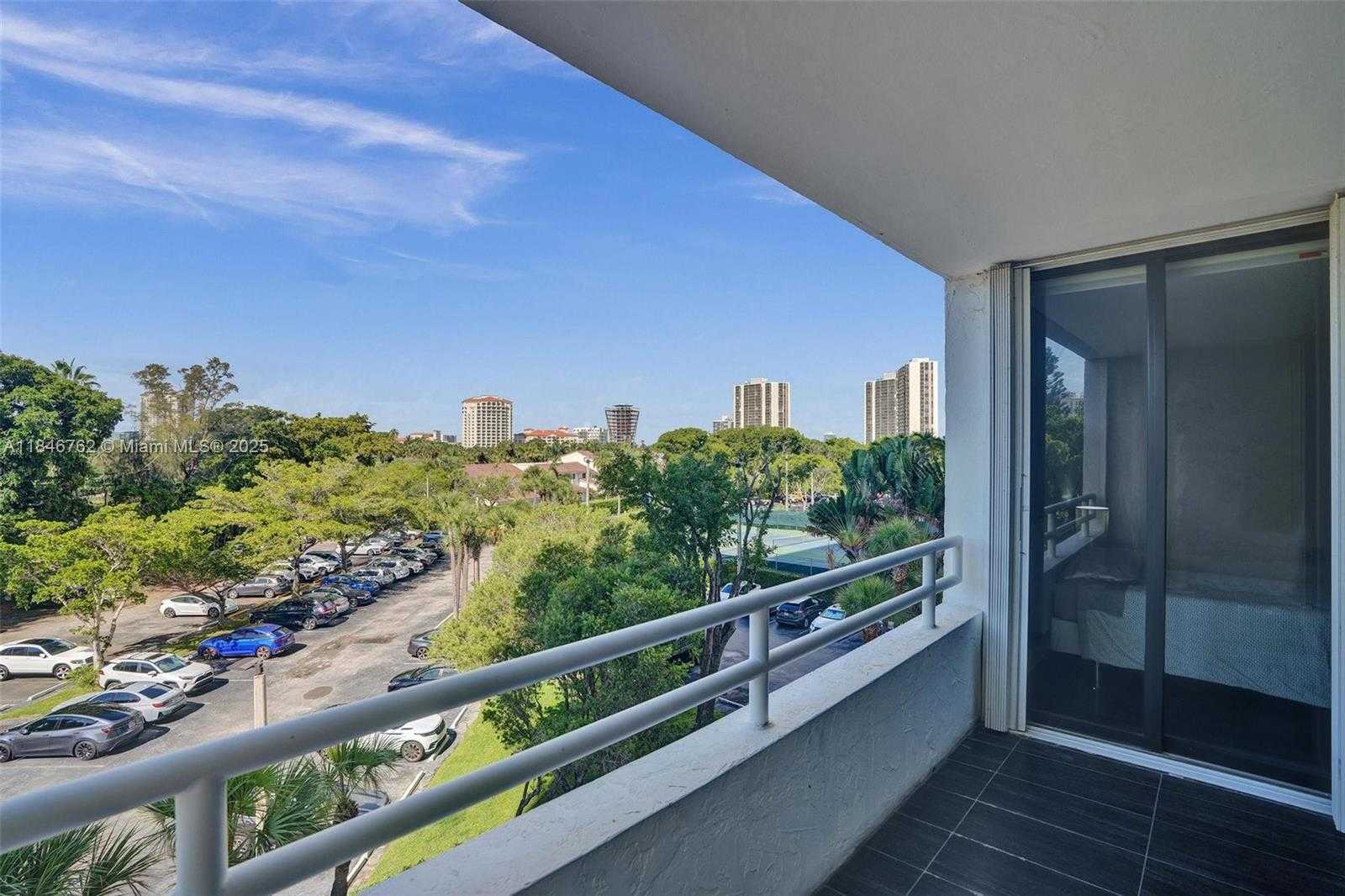 Small Image of 20355 NORTH EAST 34TH CT #425, Aventura Number 30