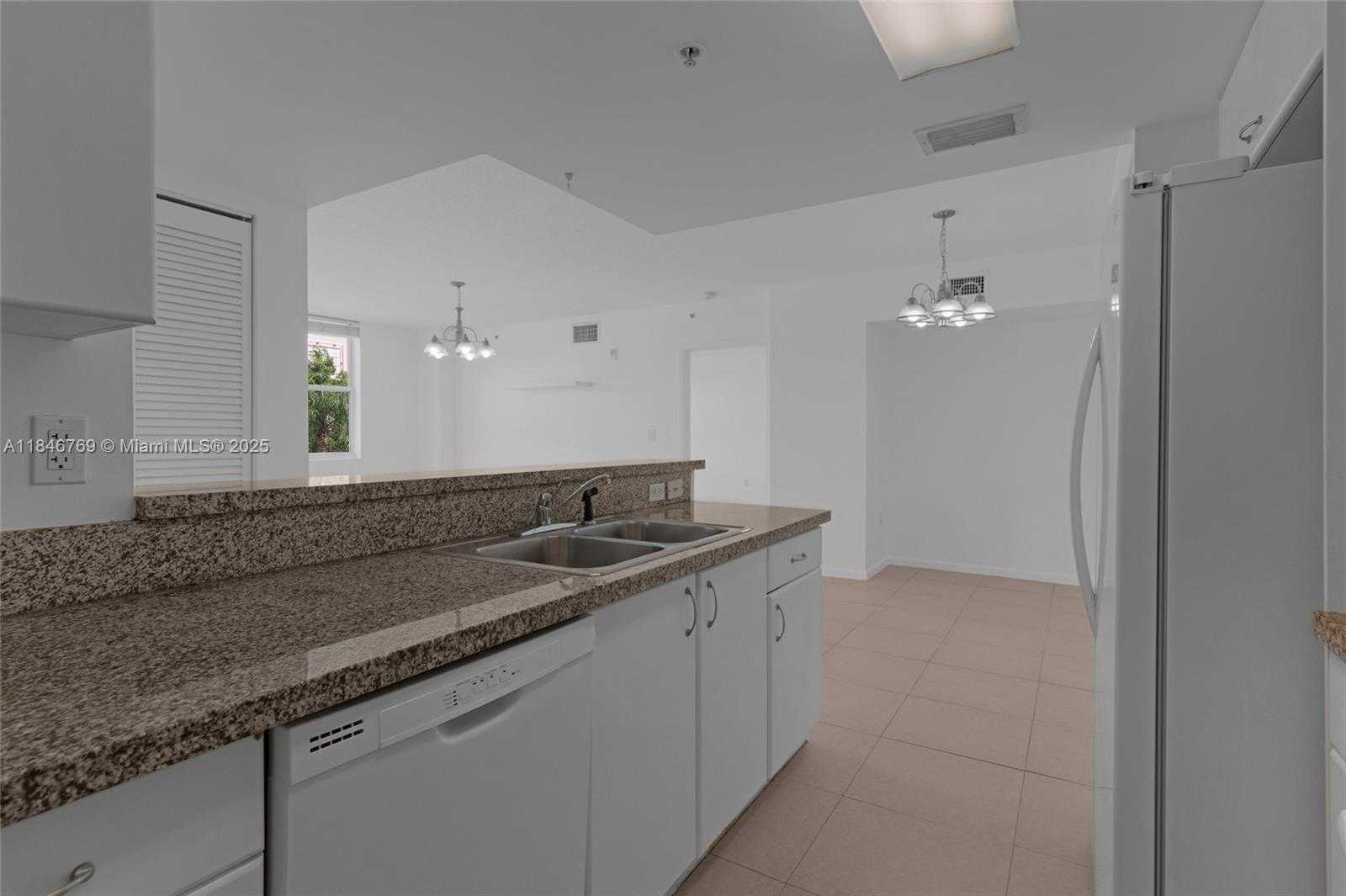 Small Image of 1555 NORTH TREASURE DR #205, North Bay Village Number 11