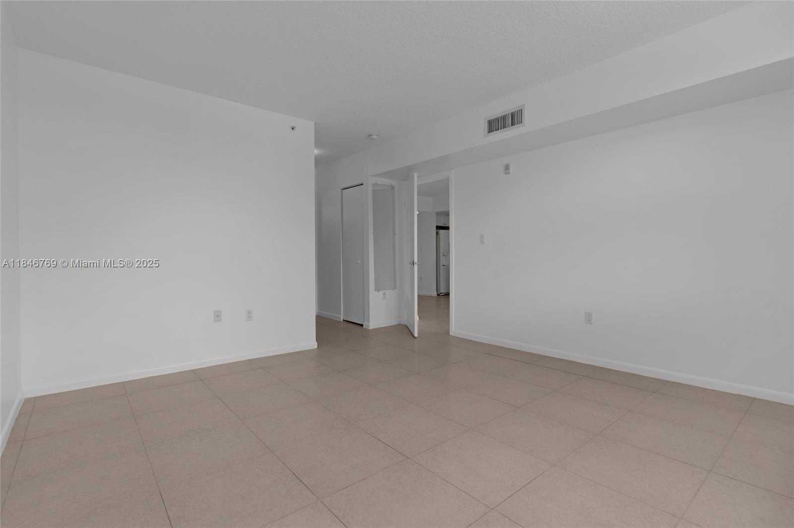 Small Image of 1555 NORTH TREASURE DR #205, North Bay Village Number 14