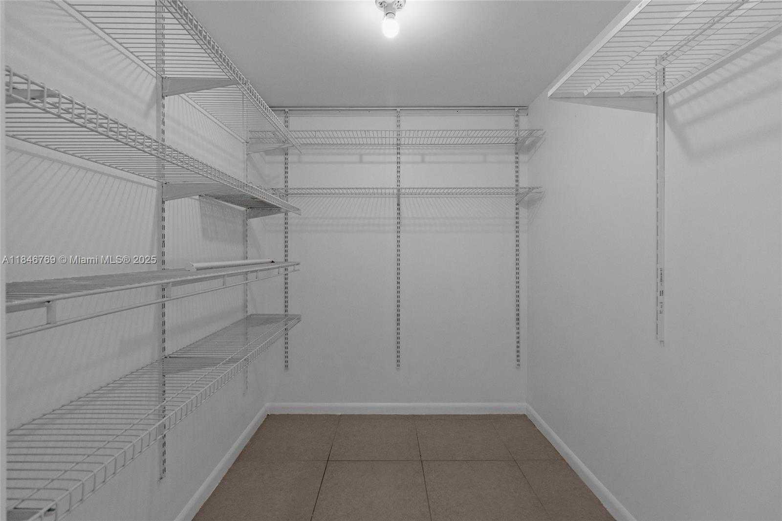 Small Image of 1555 NORTH TREASURE DR #205, North Bay Village Number 16