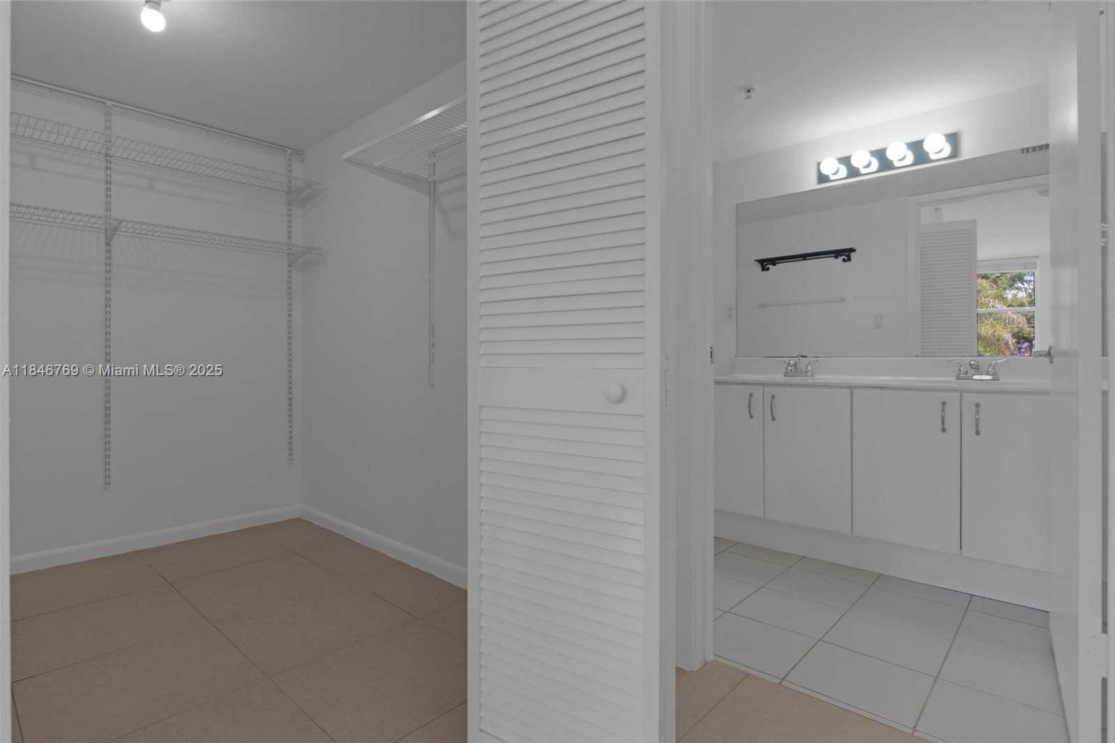 Small Image of 1555 NORTH TREASURE DR #205, North Bay Village Number 17