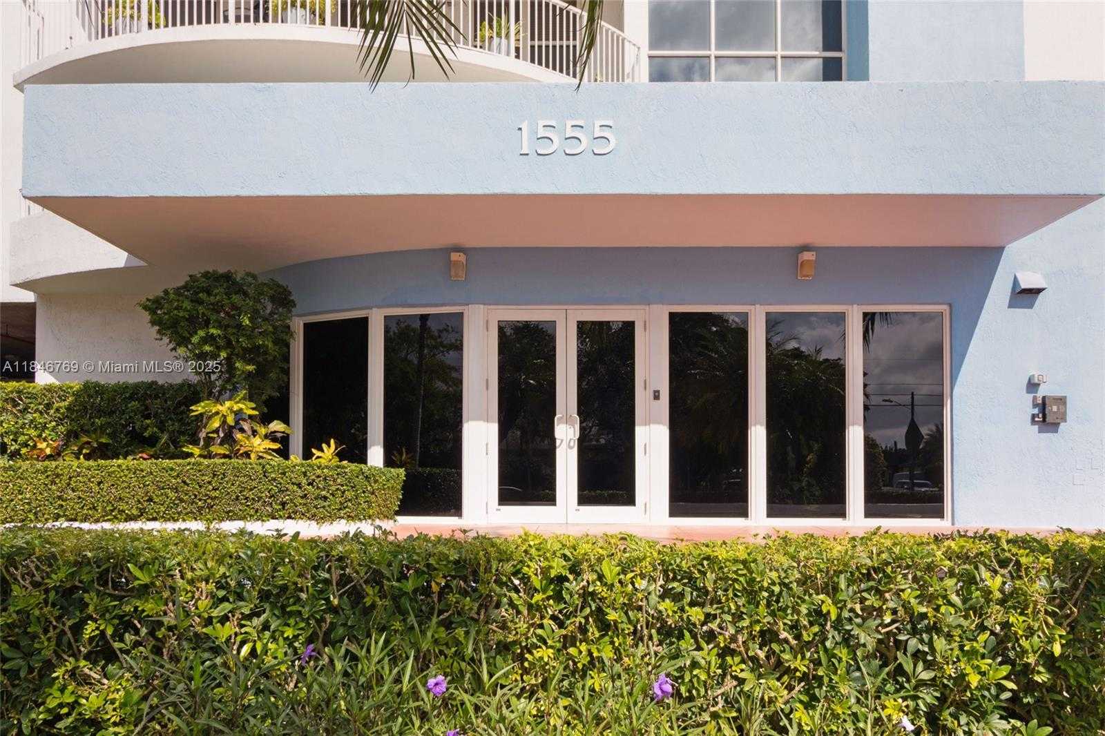 Small Image of 1555 NORTH TREASURE DR #205, North Bay Village Number 33
