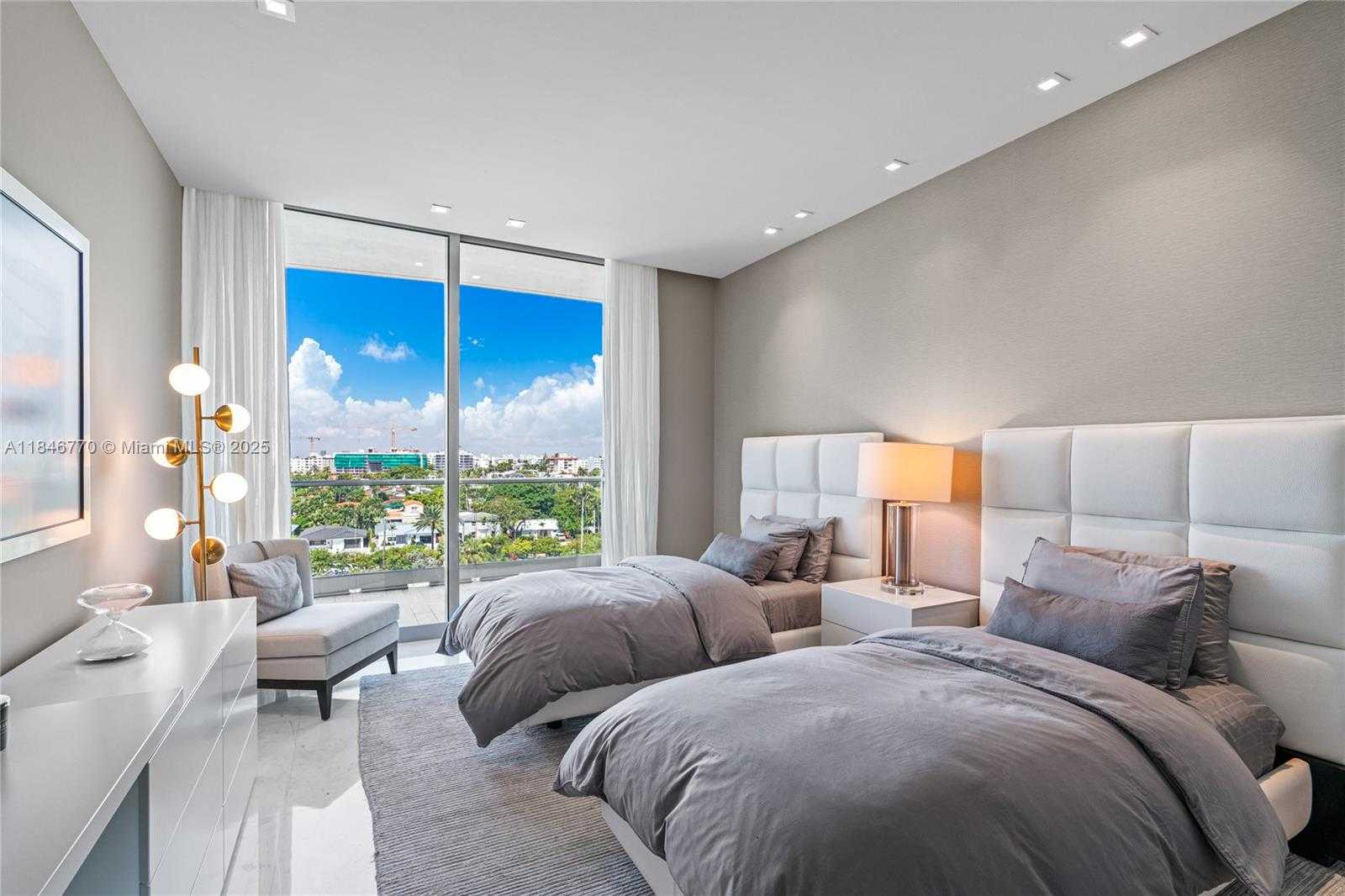 Small Image of 9349 COLLINS AVE #605, Surfside Number 19