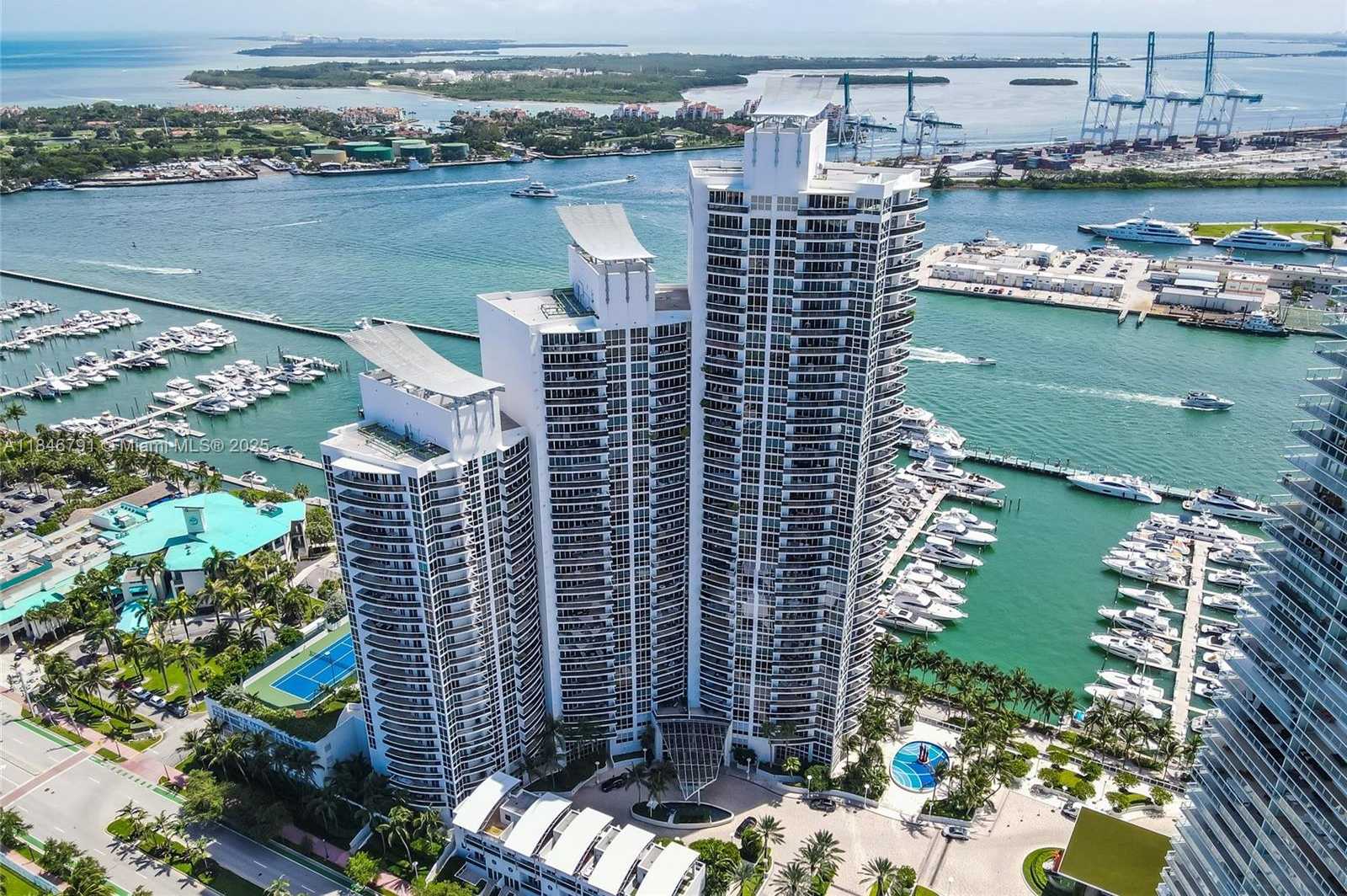 Small Image of 400 NORTH EAST ALTON RD #2409, Miami Beach Number 2
