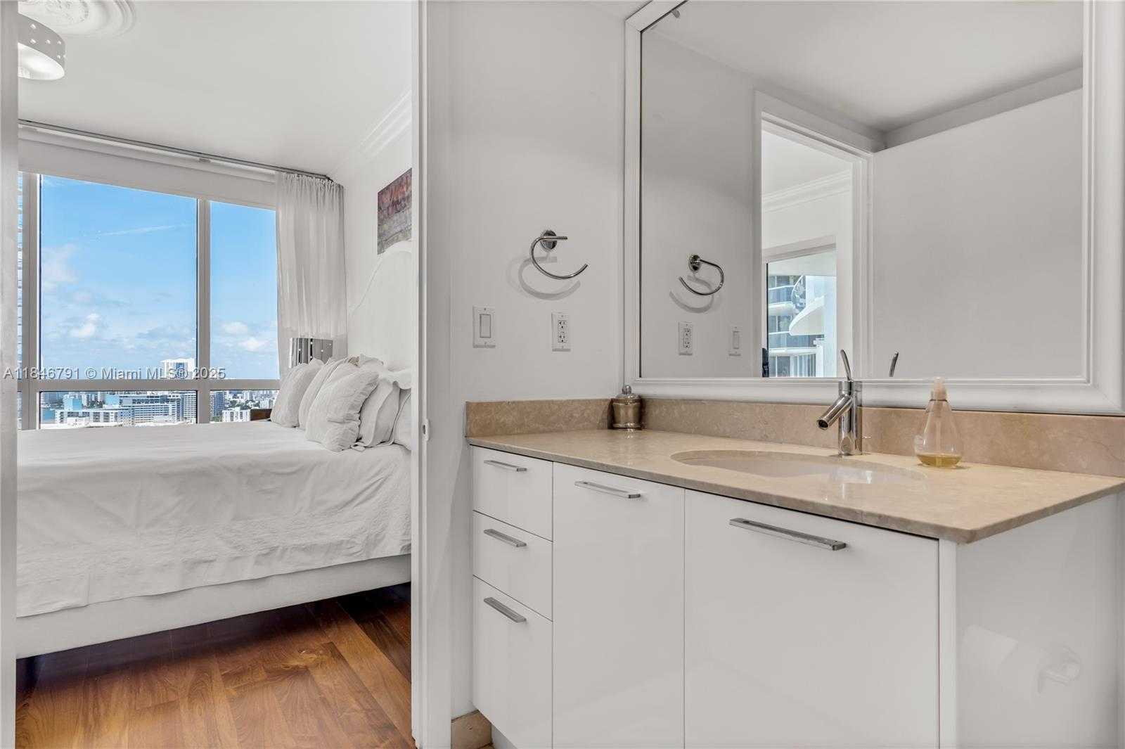 Small Image of 400 NORTH EAST ALTON RD #2409, Miami Beach Number 31