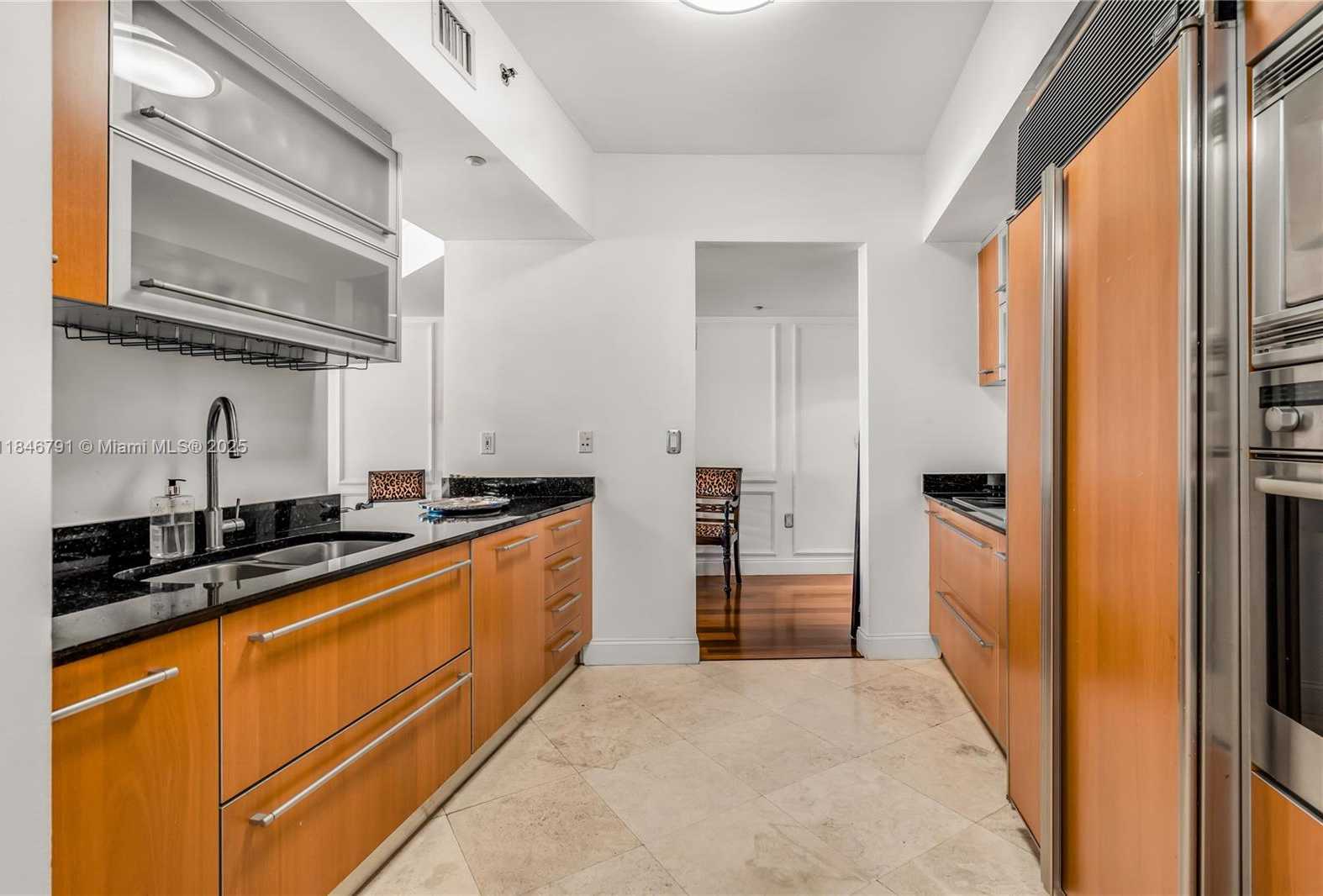 Small Image of 400 NORTH EAST ALTON RD #2409, Miami Beach Number 36