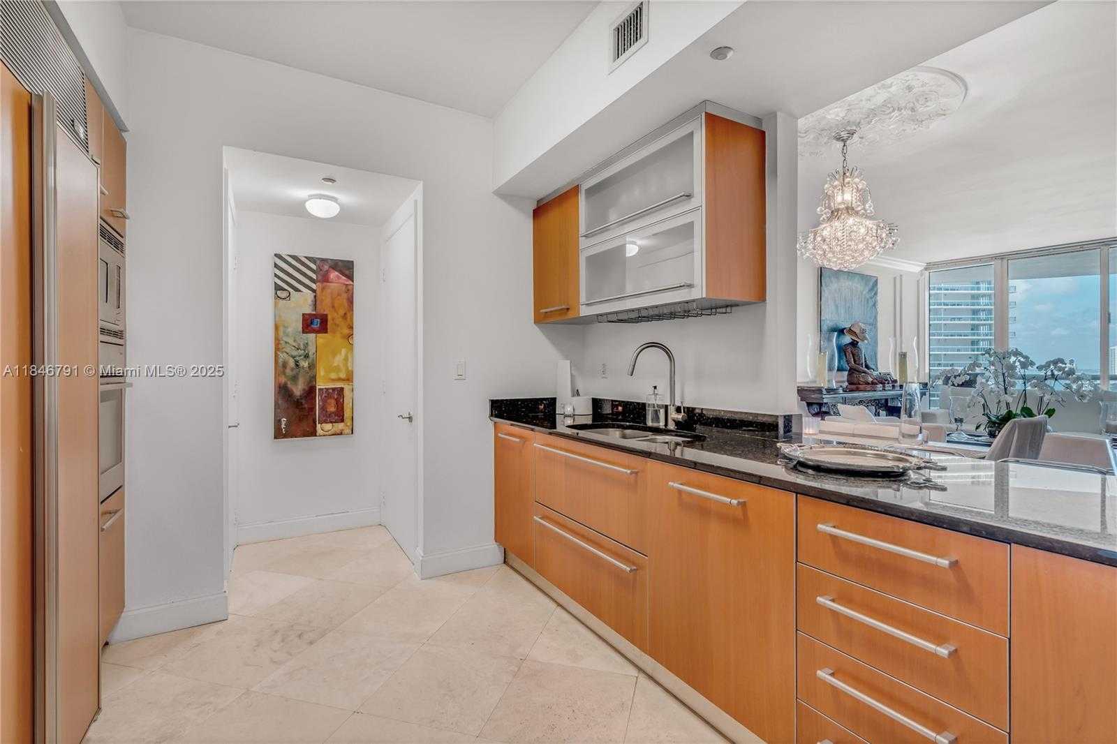 Small Image of 400 NORTH EAST ALTON RD #2409, Miami Beach Number 37