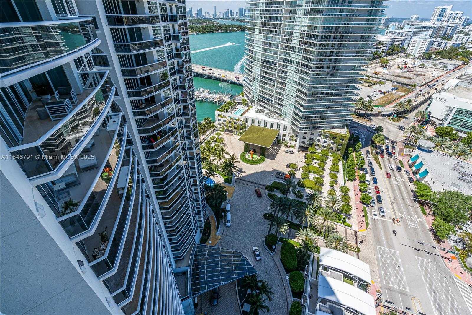 Small Image of 400 NORTH EAST ALTON RD #2409, Miami Beach Number 5